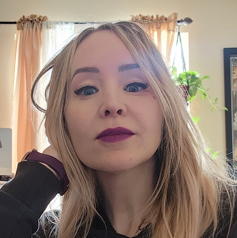 Meet your Posher, Jillian